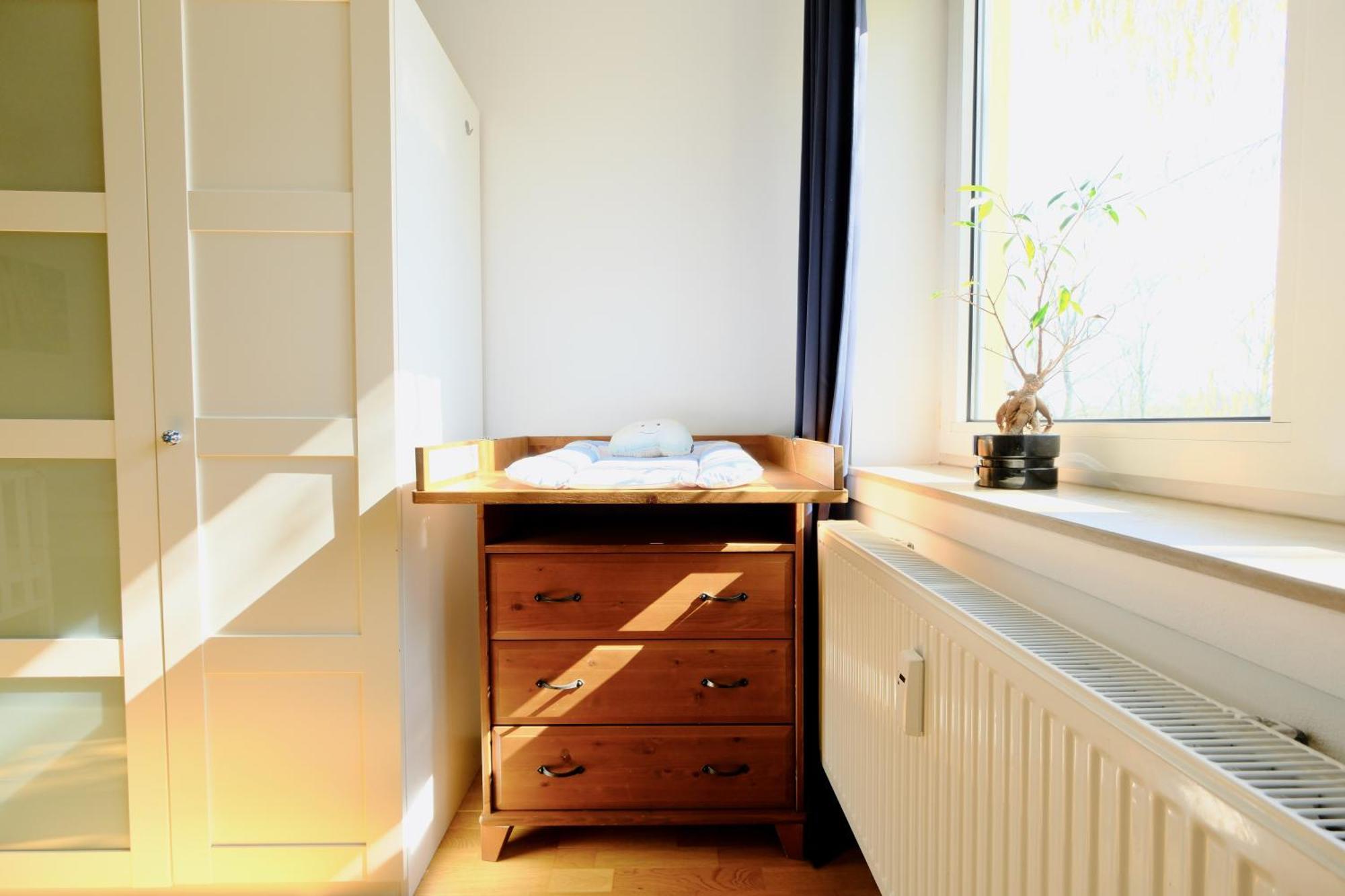 Happybnb - Stilvolles, Naturgelegenes Apartment Mit Blick Auf Den Mittellandkanal Und Die Wasserstadt Hannover - Kamin, Parken Und Spielplatz المظهر الخارجي الصورة
