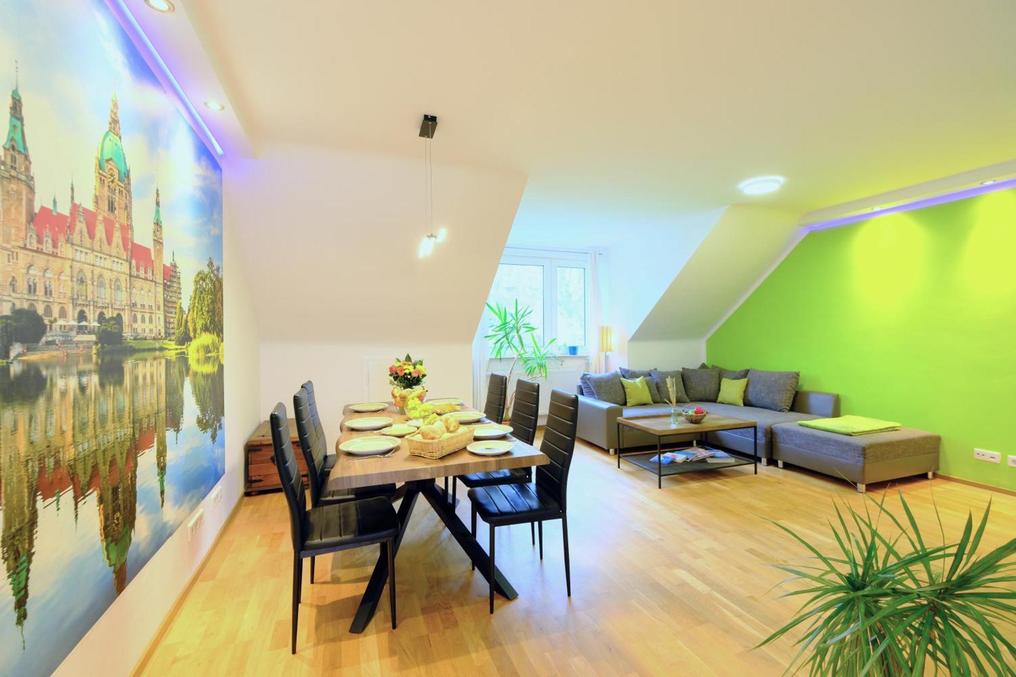 Happybnb - Stilvolles, Naturgelegenes Apartment Mit Blick Auf Den Mittellandkanal Und Die Wasserstadt Hannover - Kamin, Parken Und Spielplatz المظهر الخارجي الصورة